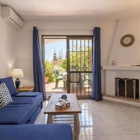 Tropicana Townhouse, 2 Bedroom Lejlighed Nerja
