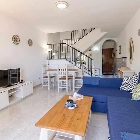 Apartment Tropicana Townhouse, 2 Bedroom Next To The Pool