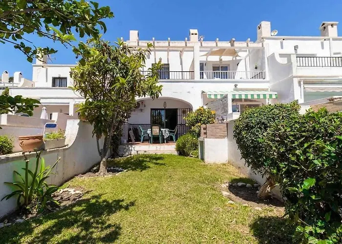 Tropicana Townhouse, 2 Bedroom *